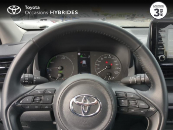 Photo 13 du bon plan TOYOTA Yaris 116h Dynamic Business 5p + Programme Beyond Zero Academy MY22 occasion à 17990 €