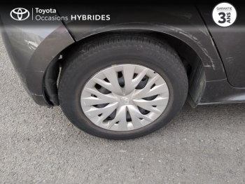 Photo 16 du bon plan TOYOTA Yaris 116h Dynamic Business 5p + Programme Beyond Zero Academy MY22 occasion à 17990 €