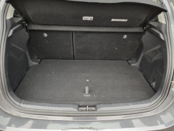 Photo 6 du bon plan TOYOTA Yaris 116h Dynamic Business 5p + Programme Beyond Zero Academy MY22 occasion à 17990 €