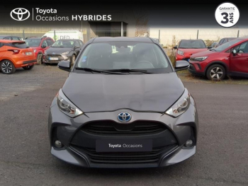 Photo 5 du bon plan TOYOTA Yaris 116h Dynamic Business 5p + Programme Beyond Zero Academy MY22 occasion à 17990 €