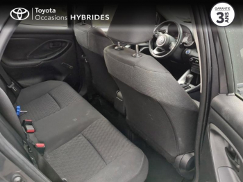 Photo 7 du bon plan TOYOTA Yaris 116h Dynamic Business 5p + Programme Beyond Zero Academy MY22 occasion à 17990 €