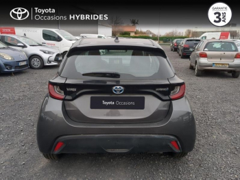 Photo 4 du bon plan TOYOTA Yaris 116h Dynamic Business 5p + Programme Beyond Zero Academy MY22 occasion à 17590 €