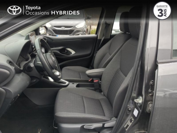Photo 11 du bon plan TOYOTA Yaris 116h Dynamic Business 5p + Programme Beyond Zero Academy MY22 occasion à 17590 €