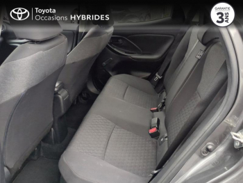 Photo 12 du bon plan TOYOTA Yaris 116h Dynamic Business 5p + Programme Beyond Zero Academy MY22 occasion à 17590 €