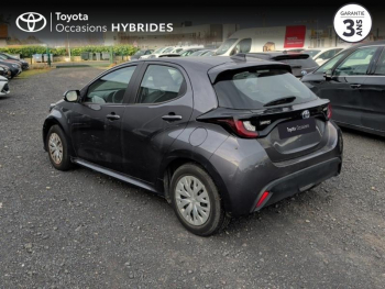 Photo 2 du bon plan TOYOTA Yaris 116h Dynamic Business 5p + Programme Beyond Zero Academy MY22 occasion à 17780 €