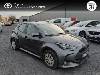Photo 19 du bon plan TOYOTA Yaris 116h Dynamic Business 5p + Programme Beyond Zero Academy MY22 occasion à 17780 €