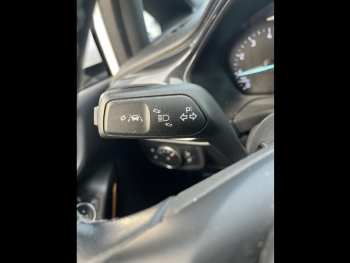 Photo 18 du bon plan FORD Fiesta Active 1.0 EcoBoost 100ch S&S Euro6.2 occasion à 14979 €