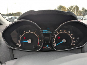 Photo 9 du bon plan FORD Fiesta 1.25 82ch Edition 5p occasion à 9990 €