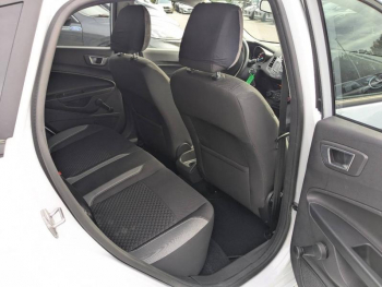 Photo 14 du bon plan FORD Fiesta 1.25 82ch Edition 5p occasion à 9990 €