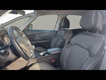 Photo 8 du bon plan RENAULT Grand Scenic 1.6 dCi 130ch Energy Business 7 places occasion à 17400 €