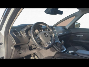 Photo 9 du bon plan RENAULT Grand Scenic 1.6 dCi 130ch Energy Business 7 places occasion à 17400 €