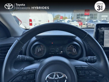 Photo 13 du bon plan TOYOTA Yaris 116h  Design 5p MY22 occasion à 17990 €