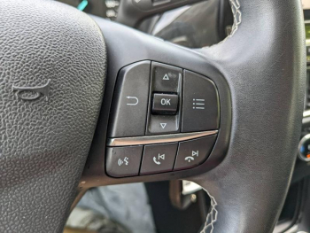 Photo 22 du bon plan FORD Puma 1.0 Flexifuel 125ch S&S mHEV Titanium occasion à 18290 €