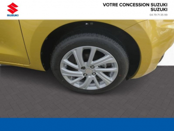 Photo 4 du bon plan SUZUKI Swift 1.2 Dualjet Hybrid 83ch PrivilÃ¨ge occasion à 14990 €
