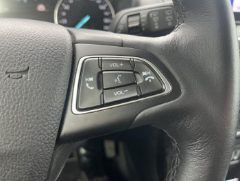 Photo 19 du bon plan FORD EcoSport 1.0 EcoBoost 125ch Active 6cv occasion à 16989 €