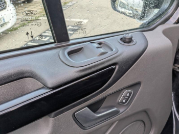 Photo 9 du bon plan FORD Transit Custom Fg VUL 290 L1H1 2.0 EcoBlue 170 S&S Sport BVA6 occasion à 30900 €