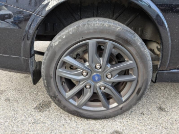 Photo 21 du bon plan FORD Transit Custom Fg VUL 290 L1H1 2.0 EcoBlue 170 S&S Sport BVA6 occasion à 30900 €