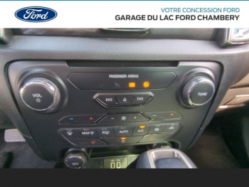 Photo 19 du bon plan FORD Ranger VUL 2.0 TDCi 213ch Double Cabine Thunder BVA10 occasion à 37990 €