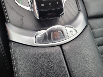 Photo 25 du bon plan MERCEDES-BENZ Classe C Cabriolet 220 d 170ch Sportline occasion à 31990 €