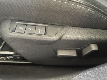 Photo 26 du bon plan PEUGEOT 2008 1.2 PureTech 155ch S&S GT EAT8 occasion à 14990 €