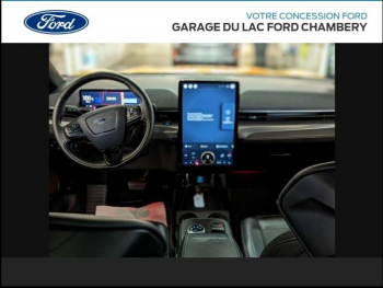 Photo 16 du bon plan FORD Mustang Mach-E Extended Range 99kWh 487ch GT AWD occasion à 43990 €