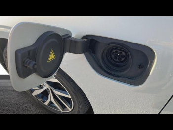 Photo 8 du bon plan VOLVO V60 T6 AWD 253 + 87ch Inscription Geartronic occasion à 27900 €