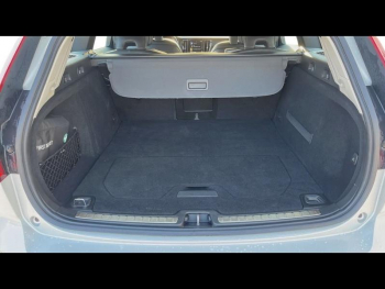 Photo 15 du bon plan VOLVO V60 T6 AWD 253 + 87ch Inscription Geartronic occasion à 27900 €