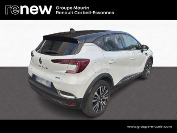 Photo 5 du bon plan RENAULT Captur 1.6 E-Tech hybride rechargeable 160ch Initiale Paris -21B occasion à 21499 €