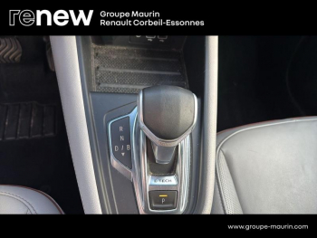 Photo 22 du bon plan RENAULT Captur 1.6 E-Tech hybride rechargeable 160ch Initiale Paris -21B occasion à 21499 €