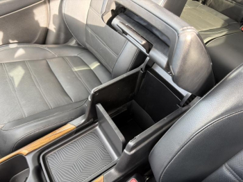 Photo 19 du bon plan HONDA CR-V 2.0 i-MMD 184ch Exclusive 4WD AT occasion à 26990 €