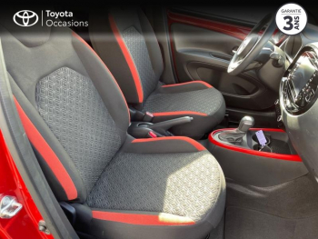 Photo 6 du bon plan TOYOTA Aygo X 1.0 VVT-i 72ch Design S-CVT occasion à 15990 €