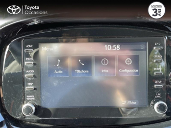 Photo 24 du bon plan TOYOTA Aygo X 1.0 VVT-i 72ch Design S-CVT occasion à 15990 €