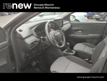Photo 10 du bon plan DACIA Jogger 1.6 hybrid 140ch Extreme 7 places -24 occasion à 24900 €