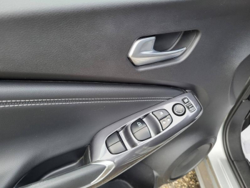 Photo 22 du bon plan NISSAN Juke 1.6 Hybrid 143ch Business+ 2023 occasion à 20990 €