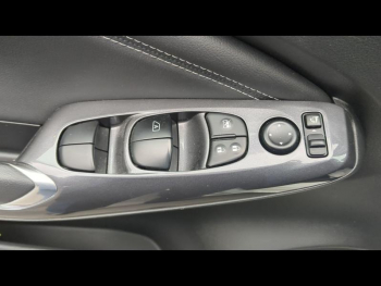 Photo 17 du bon plan NISSAN Juke 1.6 Hybrid 143ch Business+ 2023.5 occasion à 22900 €