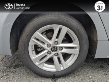 Photo 16 du bon plan TOYOTA Corolla 122h Dynamic MY21 occasion à 21980 €