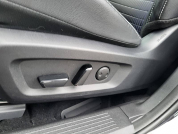 Photo 15 du bon plan NISSAN Qashqai e-POWER 190ch Tekna occasion à 30990 €