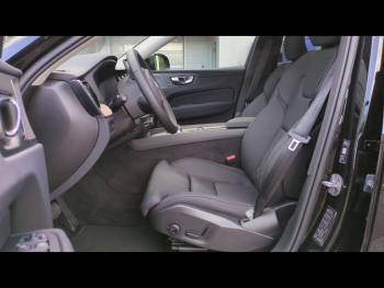 Photo 7 du bon plan VOLVO XC60 T6 Hybride Rechargeable 253 + 145ch Ultra Style Dark Geartronic 8 AWD occasion à 72900 €