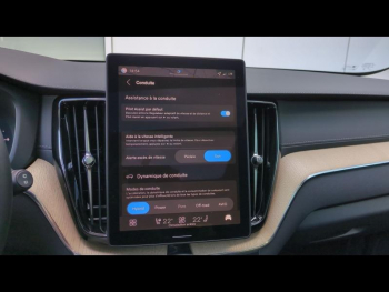 Photo 33 du bon plan VOLVO XC60 T6 Hybride Rechargeable 253 + 145ch Ultra Style Dark Geartronic 8 AWD occasion à 72900 €