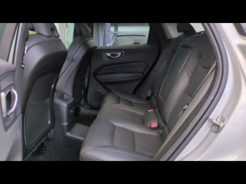 Photo 7 du bon plan VOLVO XC60 T6 Hybride Rechargeable 253 + 145ch Ultra Style Dark Geartronic 8 AWD occasion à 53900 €