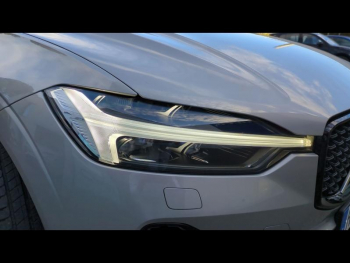 Photo 16 du bon plan VOLVO XC60 T6 Hybride Rechargeable 253 + 145ch Ultra Style Dark Geartronic 8 AWD occasion à 53900 €