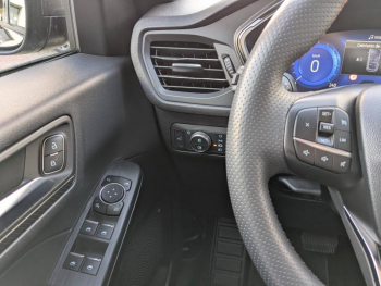 Photo 16 du bon plan FORD Kuga 2.5 Duratec 190ch FHEV E85 ST-Line X BVA occasion à 27990 €