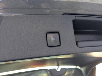 Photo 21 du bon plan FORD Kuga 2.5 Duratec 190ch FHEV E85 ST-Line X BVA occasion à 27990 €