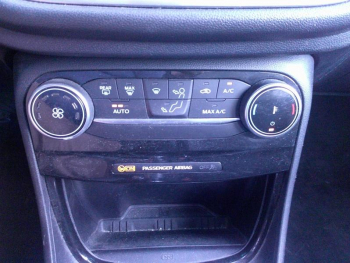 Photo 15 du bon plan FORD Puma 1.0 Flexifuel 125ch S&S mHEV Titanium occasion à 17590 €