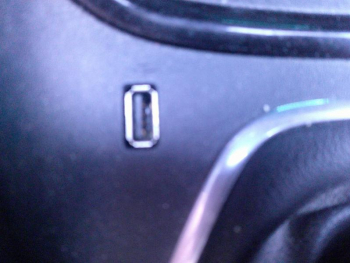 Photo 16 du bon plan FORD Puma 1.0 Flexifuel 125ch S&S mHEV Titanium occasion à 17590 €