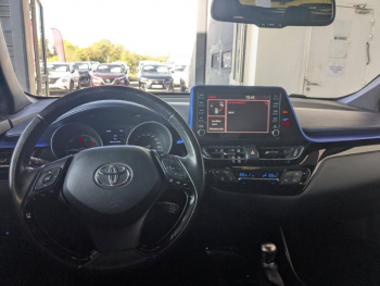 Photo 12 du bon plan TOYOTA C-HR 184h Graphic 2WD E-CVT MC19 occasion à 19990 €