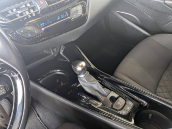 Photo 17 du bon plan TOYOTA C-HR 184h Graphic 2WD E-CVT MC19 occasion à 19990 €