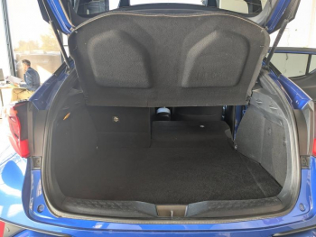 Photo 20 du bon plan TOYOTA C-HR 184h Graphic 2WD E-CVT MC19 occasion à 19990 €