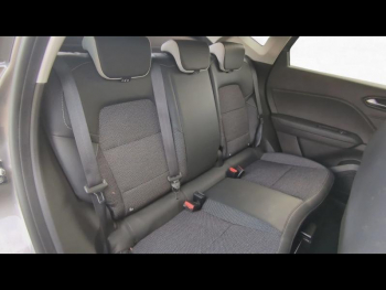 Photo 14 du bon plan RENAULT Captur 1.6 E-Tech Plug-in 160ch Intens occasion à 14390 €