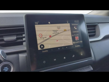 Photo 16 du bon plan RENAULT Captur 1.6 E-Tech Plug-in 160ch Intens occasion à 14390 €